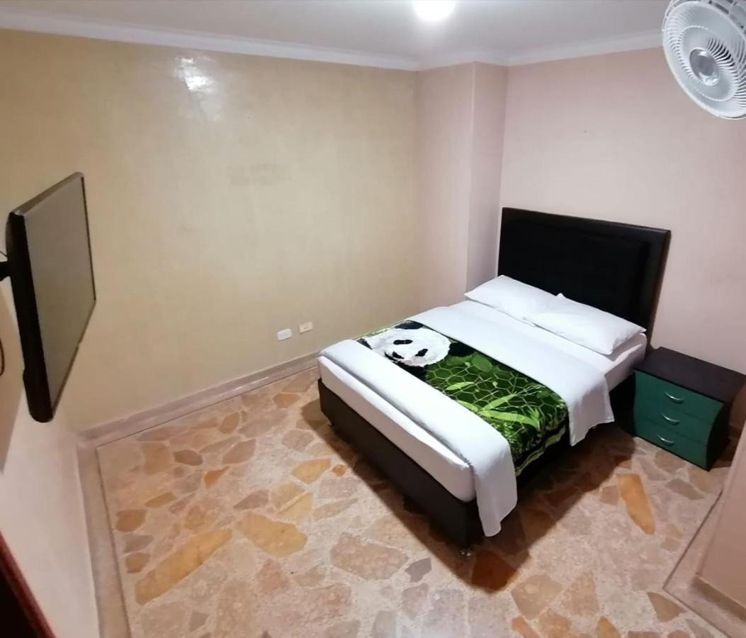 Hotel Golden Suite Pereira Buitenkant foto