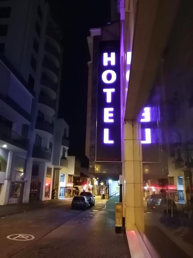 Hotel Golden Suite Pereira Buitenkant foto