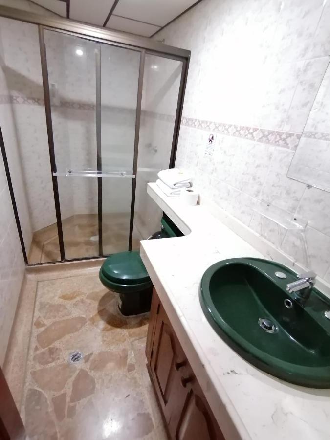 Hotel Golden Suite Pereira Buitenkant foto