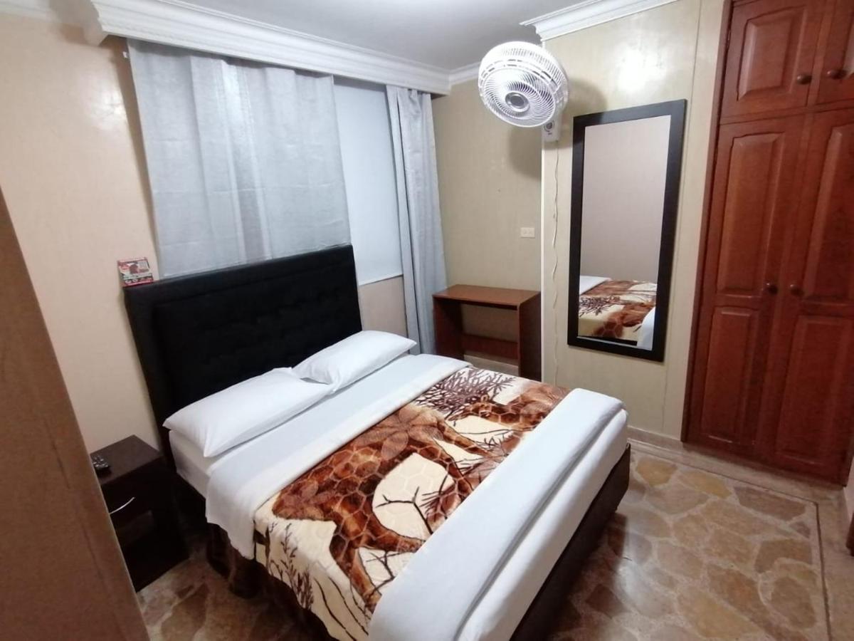 Hotel Golden Suite Pereira Buitenkant foto