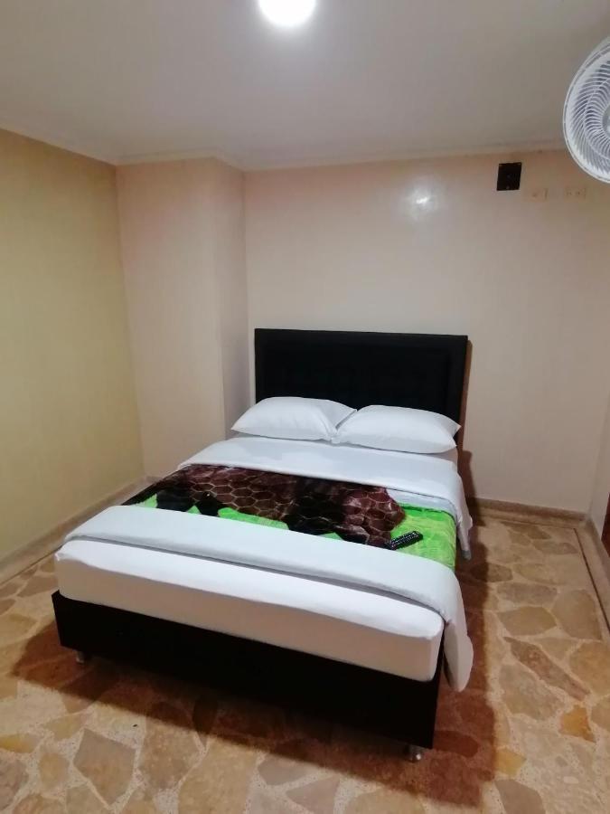 Hotel Golden Suite Pereira Buitenkant foto