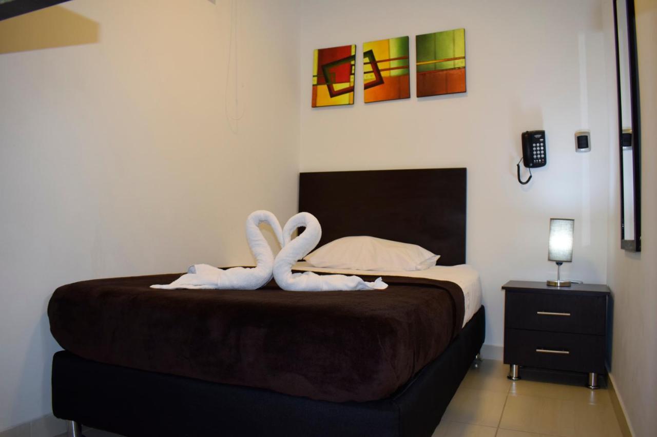 Hotel Golden Suite Pereira Buitenkant foto