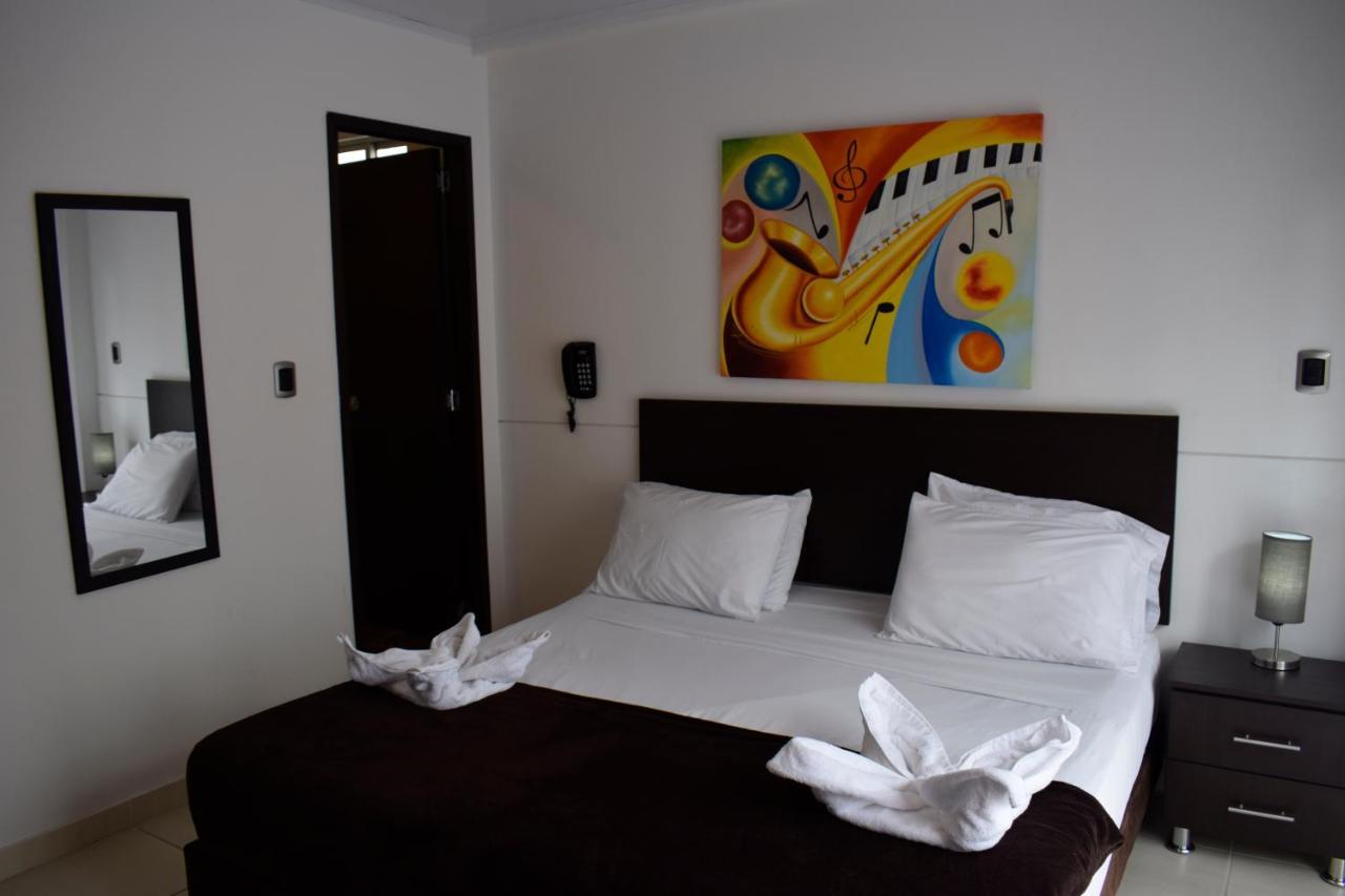 Hotel Golden Suite Pereira Buitenkant foto