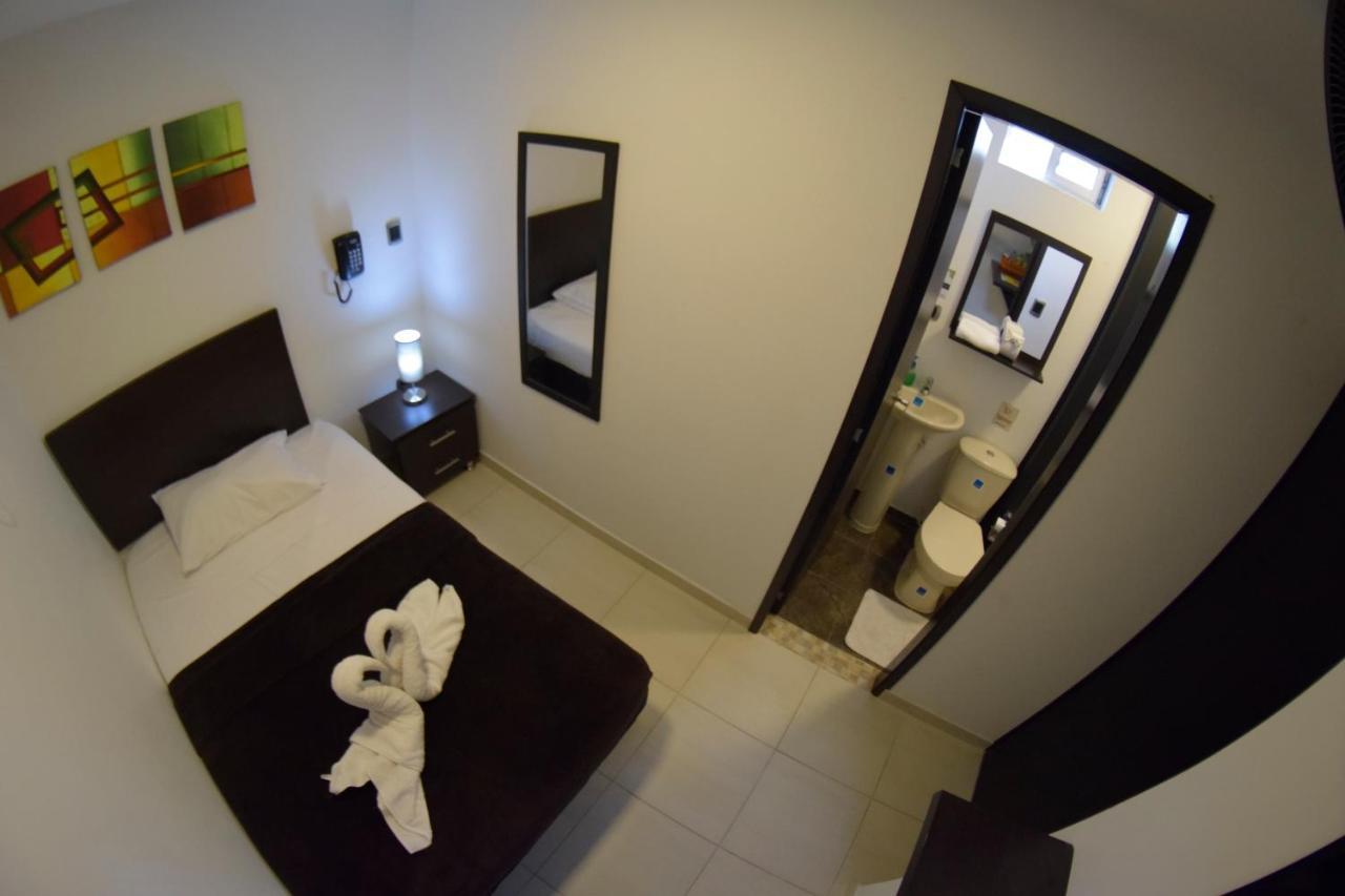 Hotel Golden Suite Pereira Buitenkant foto