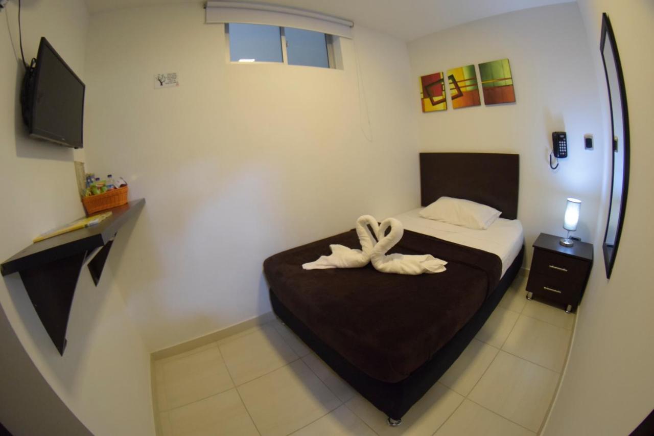 Hotel Golden Suite Pereira Buitenkant foto