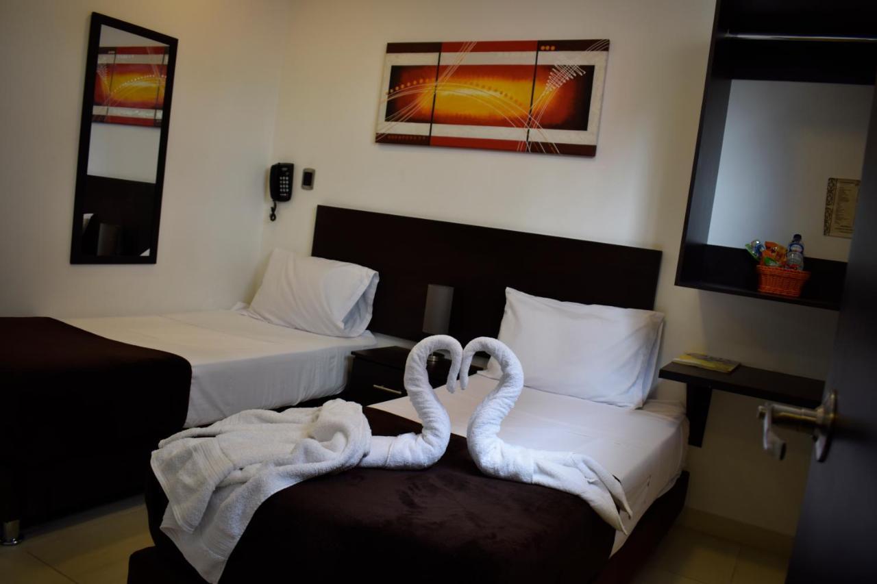 Hotel Golden Suite Pereira Buitenkant foto