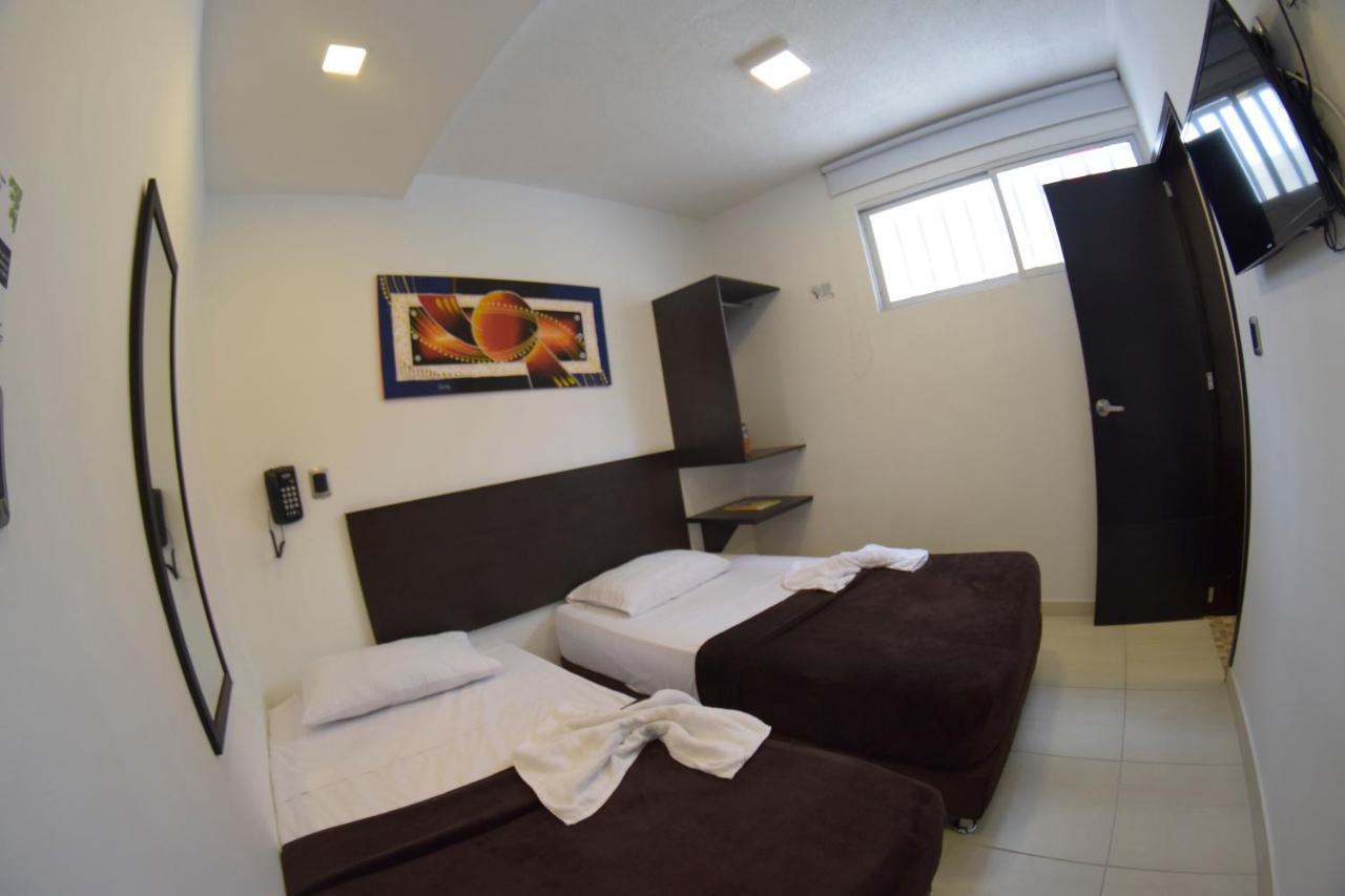 Hotel Golden Suite Pereira Buitenkant foto